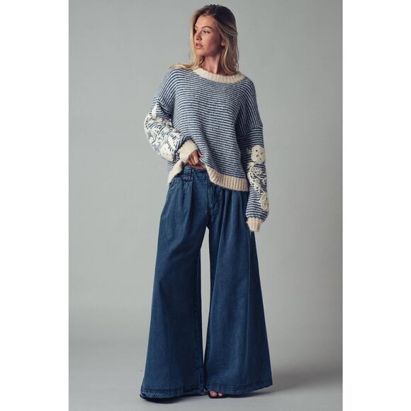 Urban Daizy Floral Embroidered Striped Knit Sweater - Picture 7 of 11